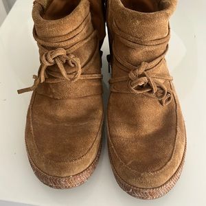UGG reid ankle boots used